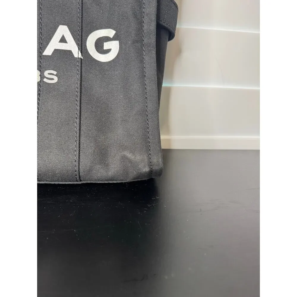 Marc Jacobs | The Large Canvas Tote Bag